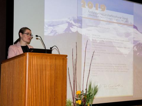 Ester Rut Unnsteinsdóttir fundarstjóri á ársfundi Náttúrufræðistofnunar Íslands 2019