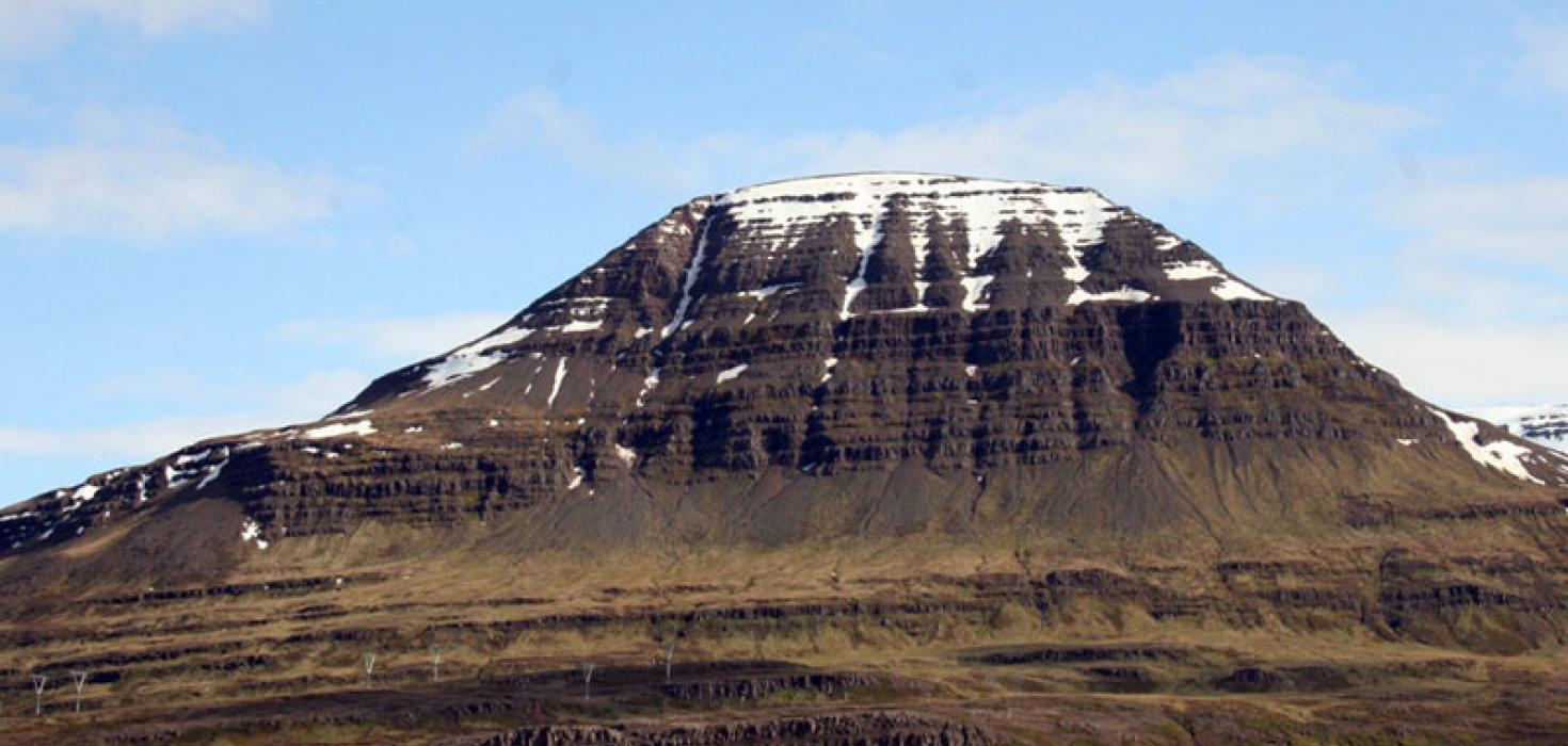 Teigagerðistindur, Reyðarfirði