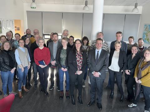 Guðlaugur Þór Þórðarsson, umhverfis-, orku og loftslagsráðherra og starfsfólk Náttúrufræðistofnunar Íslands Guðlaugur Þór Þórðarsson, umhverfis-, orku og loftslagsráðherra og starfsfólk Náttúrufræðistofnunar Íslands