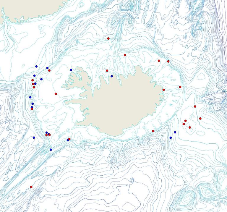 Útbreiðsla /distribution <em>Clathria (Clathria) barleei</em>. (Bioice samples red dots; MFRI samples blue dots)