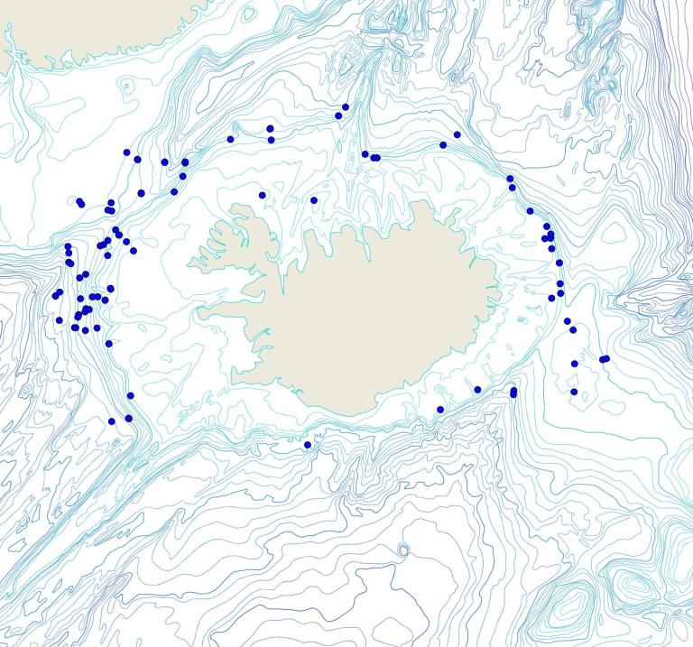 Útbreiðsla /distribution <em>Craniella cranium</em>. (Bioice samples red dots; MFRI samples blue dots)