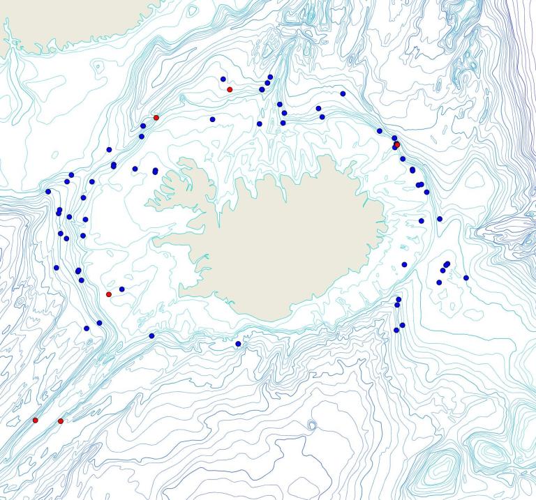 Útbreiðsla /distribution <em>Craniella sp.</em>. (Bioice samples red dots; MFRI samples blue dots)