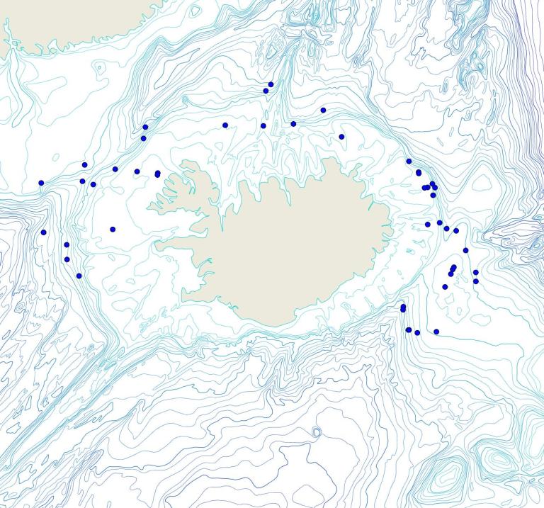 Útbreiðsla /distribution <em>Craniella zetlandica</em>. (Bioice samples red dots; MFRI samples blue dots)