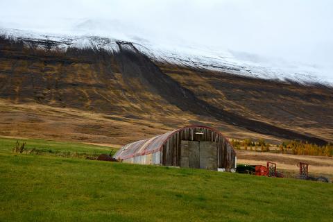 Skriða í Hleiðargarðsfjalli í Eyjafirði, við Gilsá I og Gilsá II.