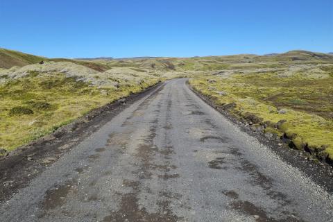 Mosavaxið Bleikáluhraun sunnan við áfangastaðinn Hólaskjól á Landmannaleið.