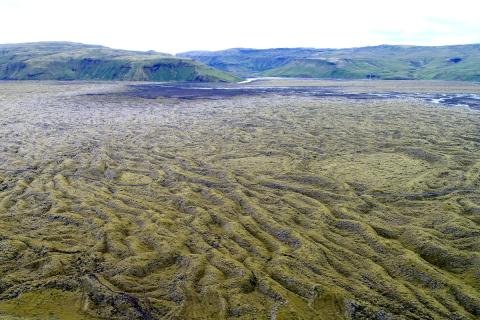 Eldhraun á móts við Holtsdal